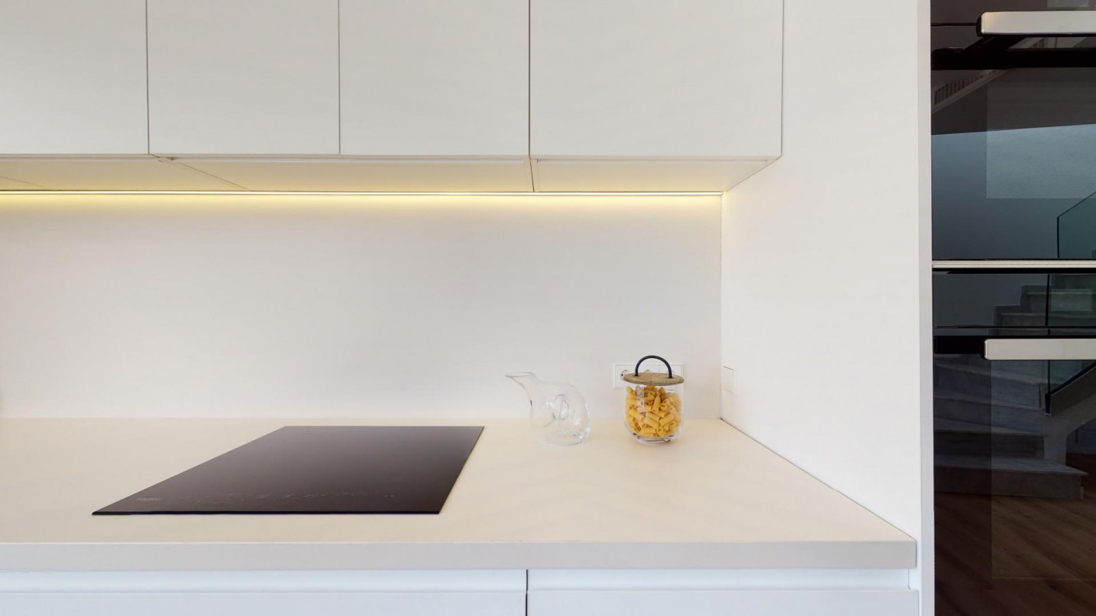 <p>Duplex provided with 2 Bedrooms and 2 Bathrooms, communal swimming pool and private parking space within domain. </p><p>These new phase Annapurn...