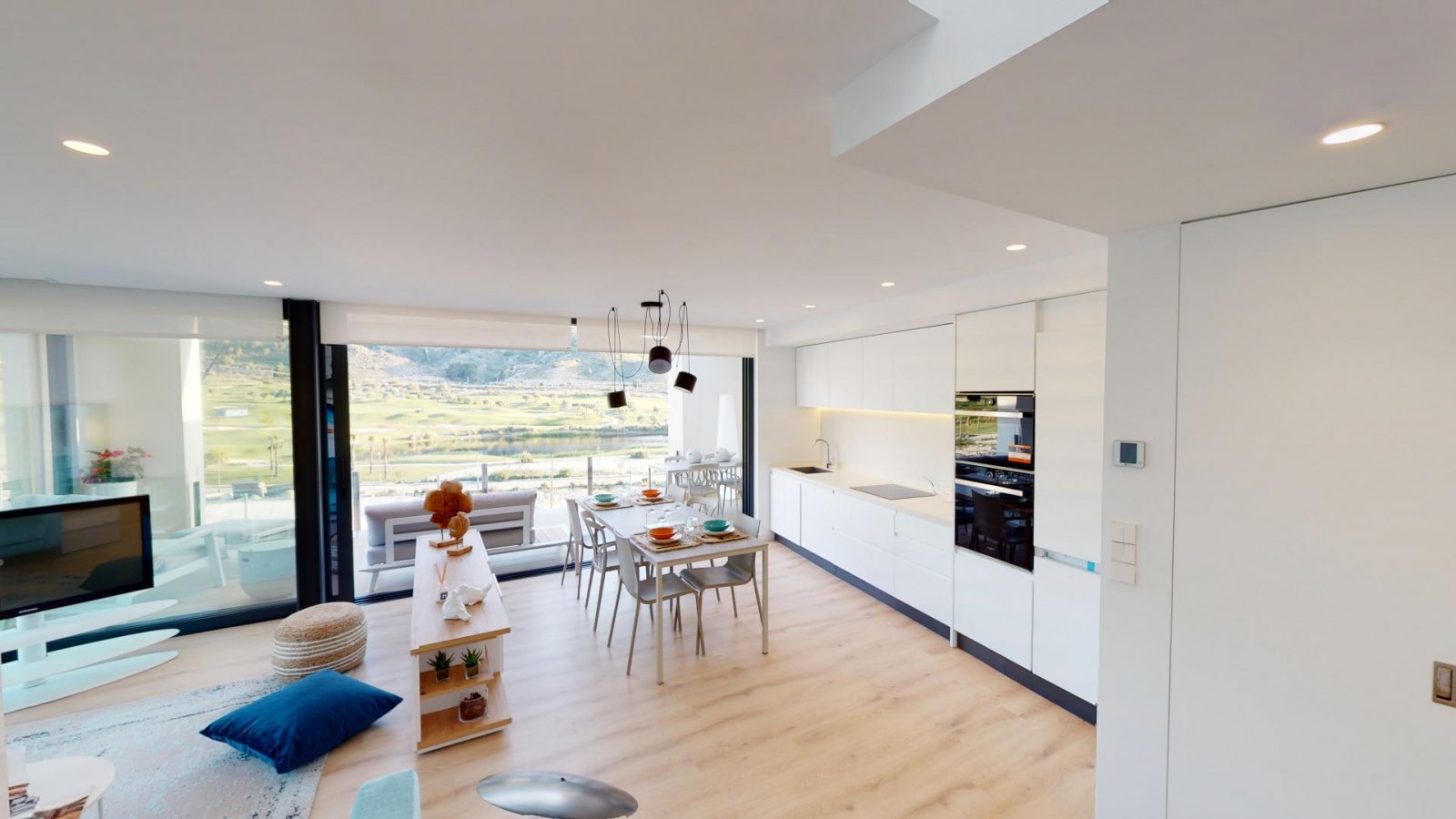 <p>Duplex provided with 2 Bedrooms and 2 Bathrooms, communal swimming pool and private parking space within domain. </p><p>These new phase Annapurn...