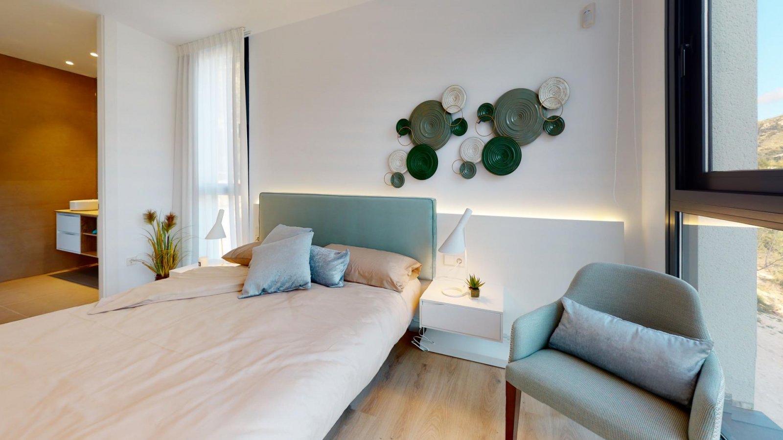 <p>Duplex provided with 2 Bedrooms and 2 Bathrooms, communal swimming pool and private parking space within domain. </p><p>These new phase Annapurn...