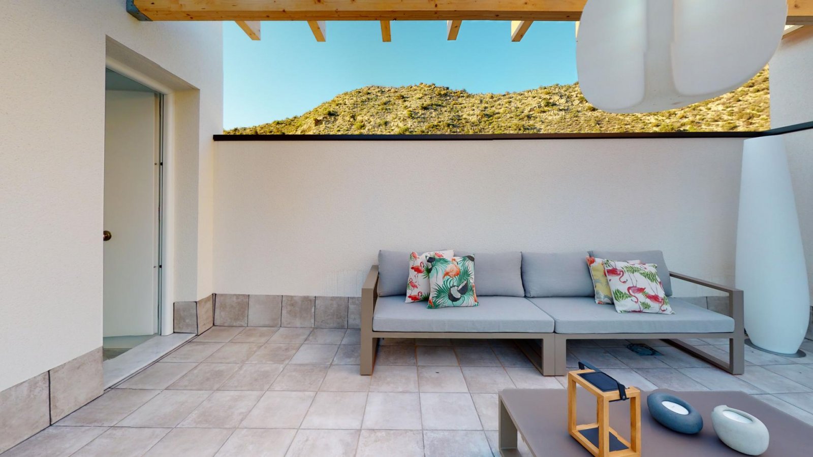 <p>Duplex provided with 2 Bedrooms and 2 Bathrooms, communal swimming pool and private parking space within domain. </p><p>These new phase Annapurn...