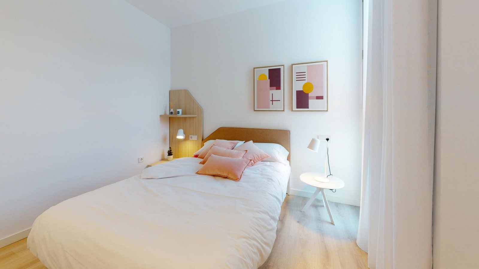 <p>Duplex provided with 2 Bedrooms and 2 Bathrooms, communal swimming pool and private parking space within domain. </p><p>These new phase Annapurn...