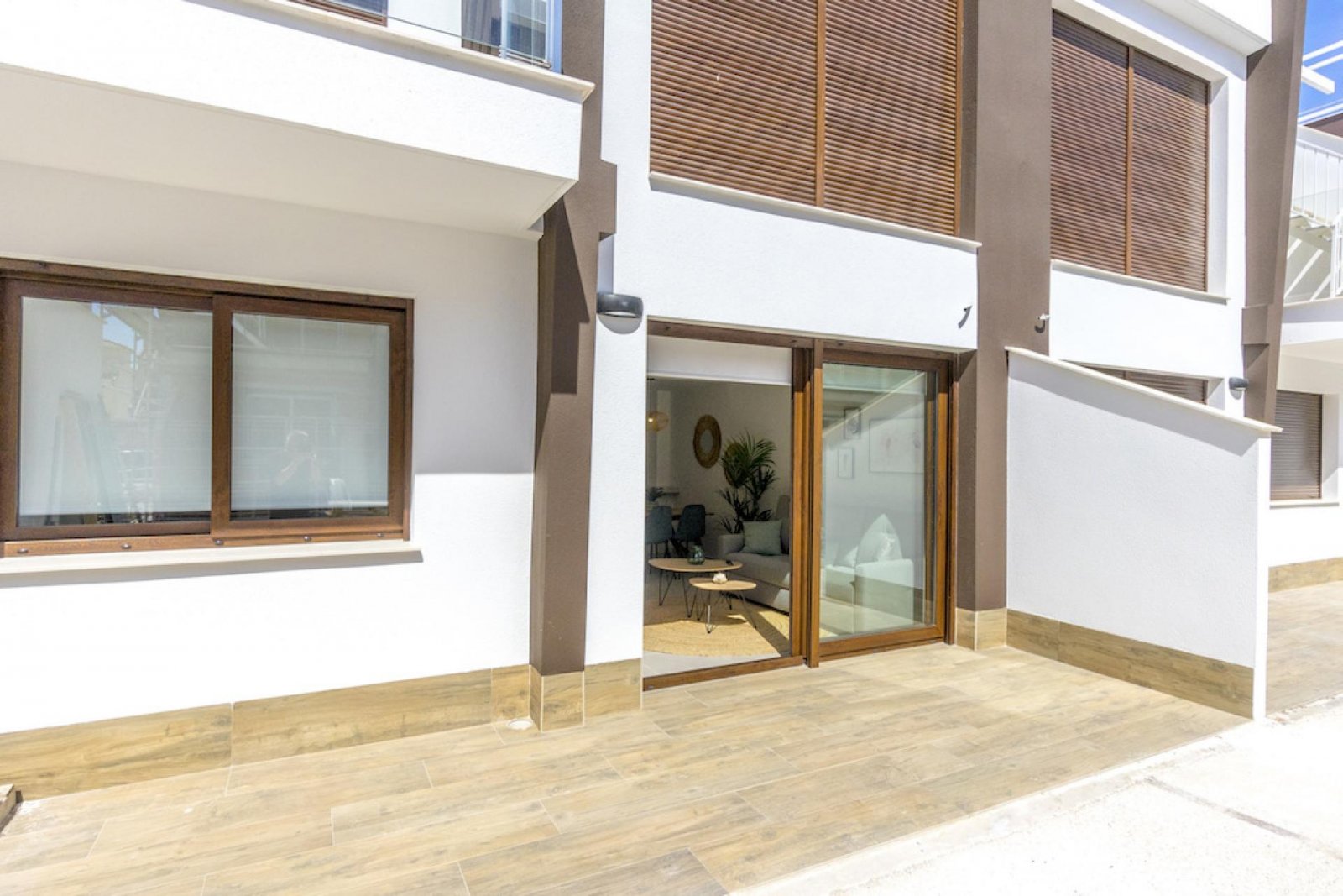 <p>Duplex provided with 3 Bedrooms and 2 Bathrooms, communal swimming pool and parking space on own plot. </p><p>Discover the perfect balance betwe...