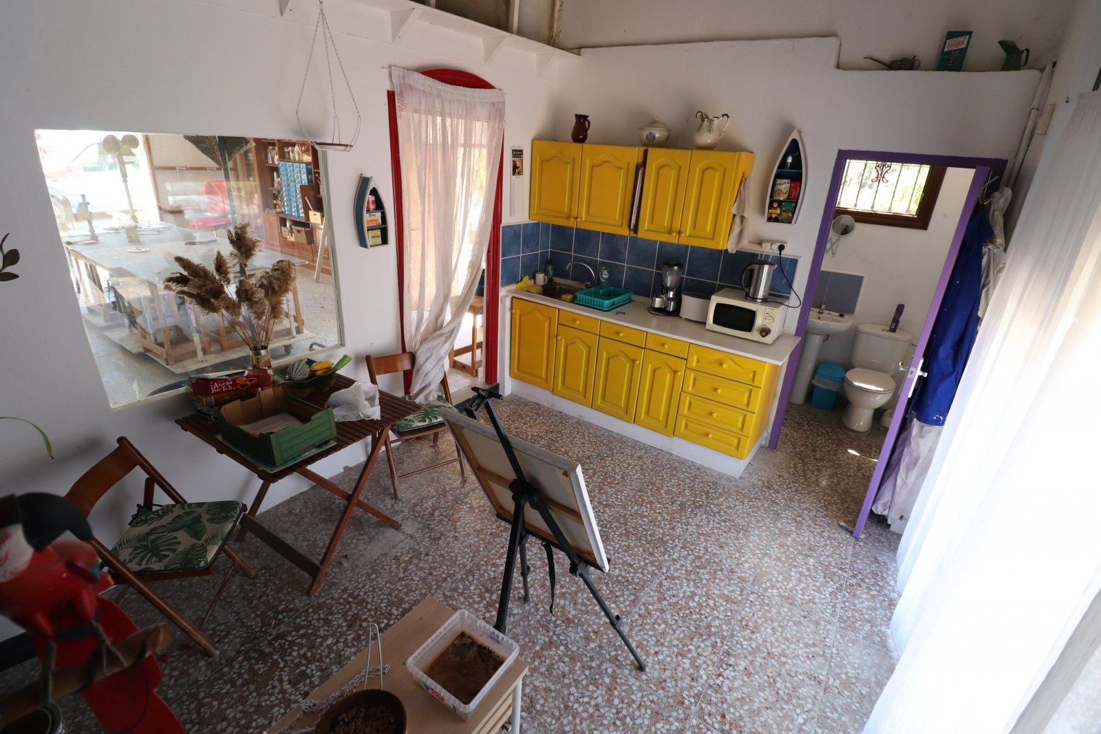   <br />	       This Stunning, Architecturally Designed, Seven Bedroom Country Property in Catral is located in the tranquil Farming Community of t...