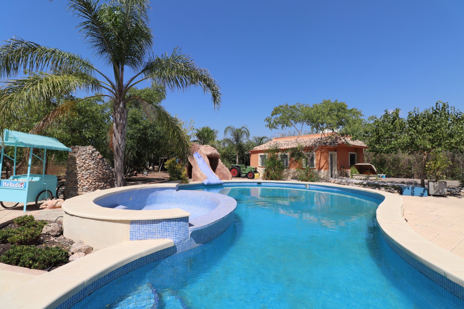   <br />	       This Stunning, Architecturally Designed, Seven Bedroom Country Property in Catral is located in the tranquil Farming Community of t...