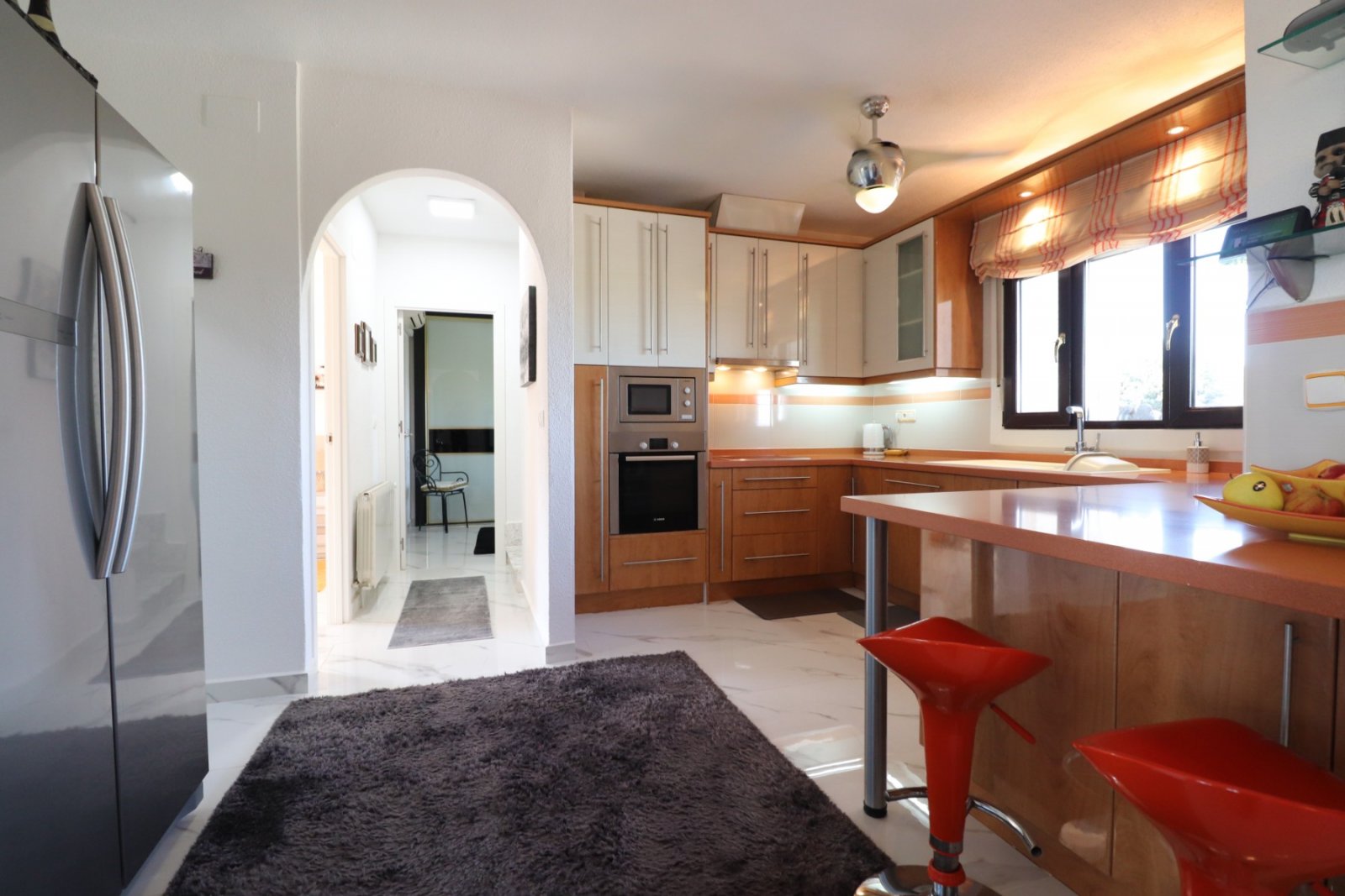   This Remarkable, West Facing, Corner, Five Bedroom Detached Villa in Lomas de La Juliana is located in a prominent position on the Costa Blanca S...