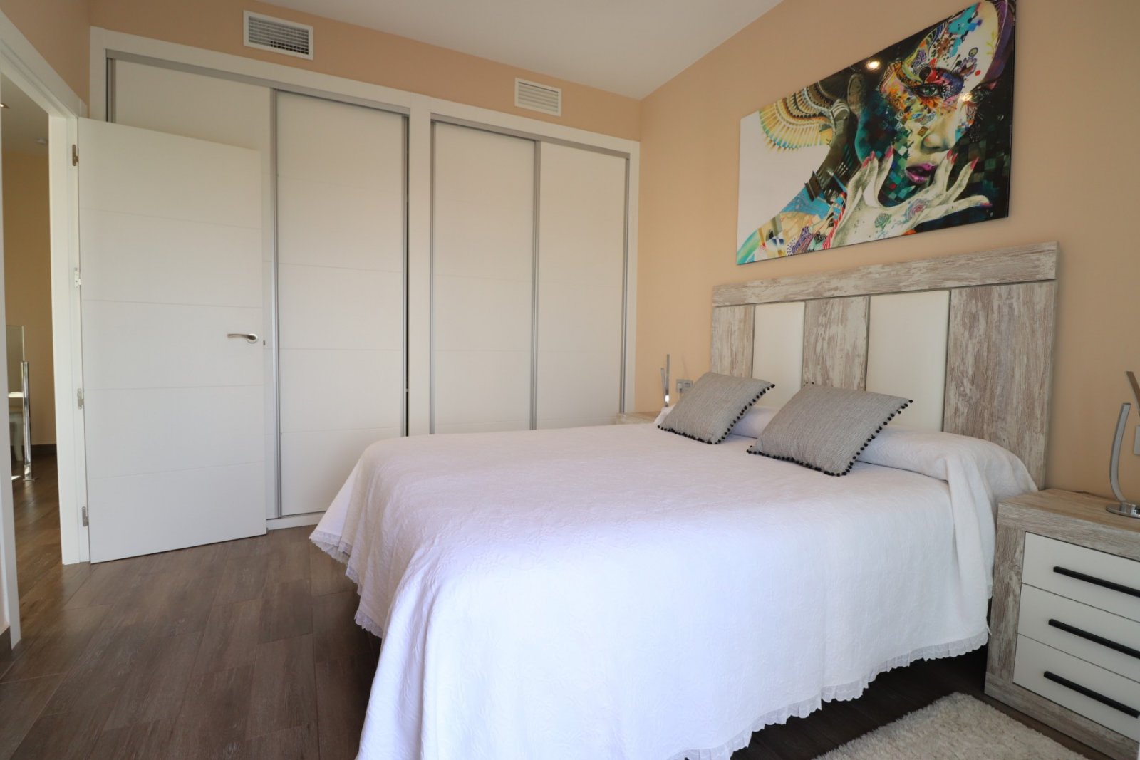   This modern South Facing, Three Bedroom, Semi-detached Villa in Daya Vieja is located on the edge of this charming and peaceful Spanish village, ...