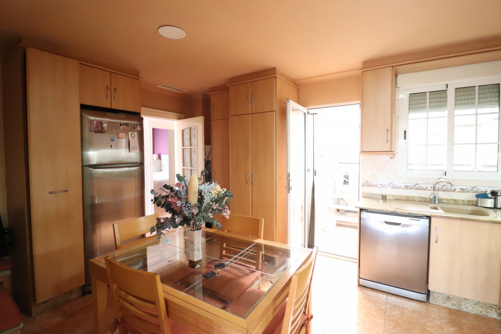   This South Facing, Three Bedroom, Detached Villa in El Saladar, is located in a well-known residential area on the outskirts of Almoradí town, wh...