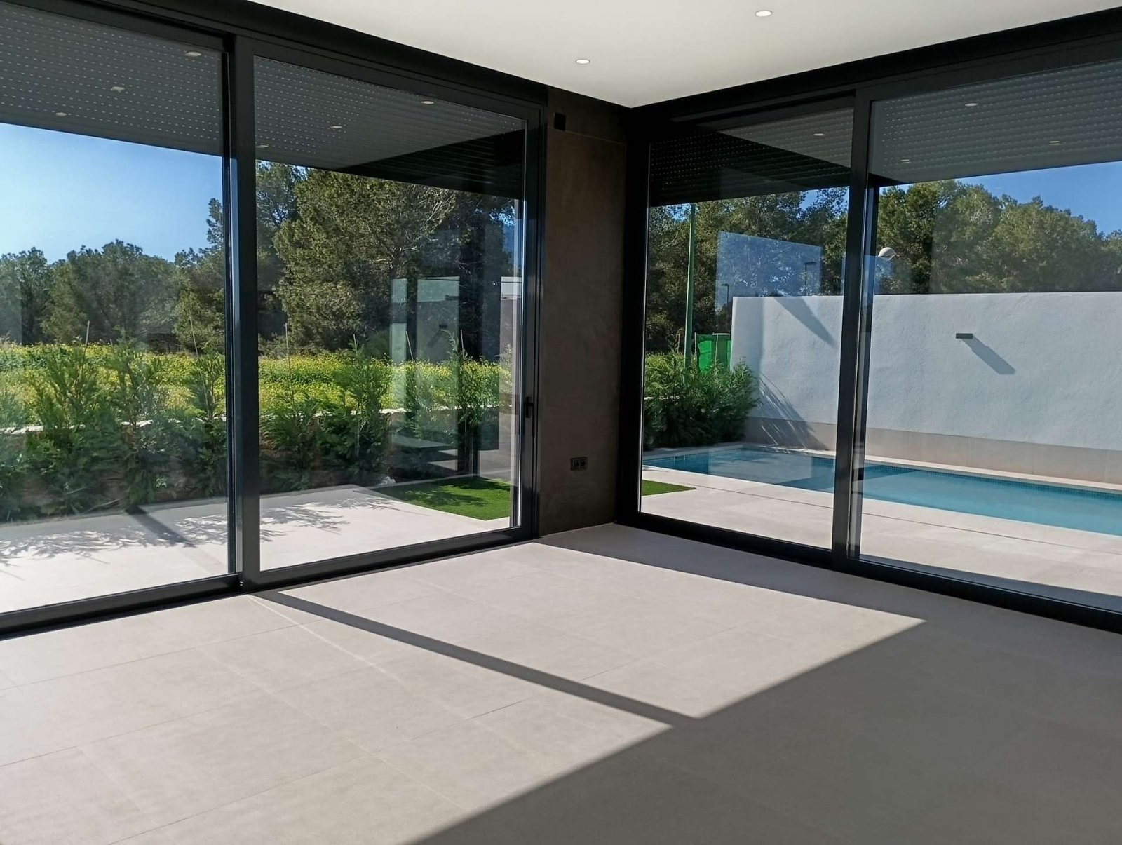 Exklusive Villa in der Nähe des Meeres und des Golfplatzes Lo Romero