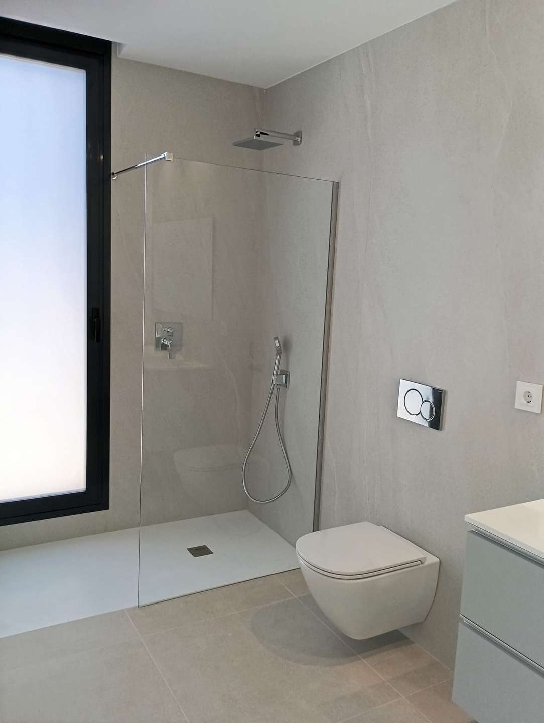 Exklusive Villa in der Nähe des Meeres und des Golfplatzes Lo Romero