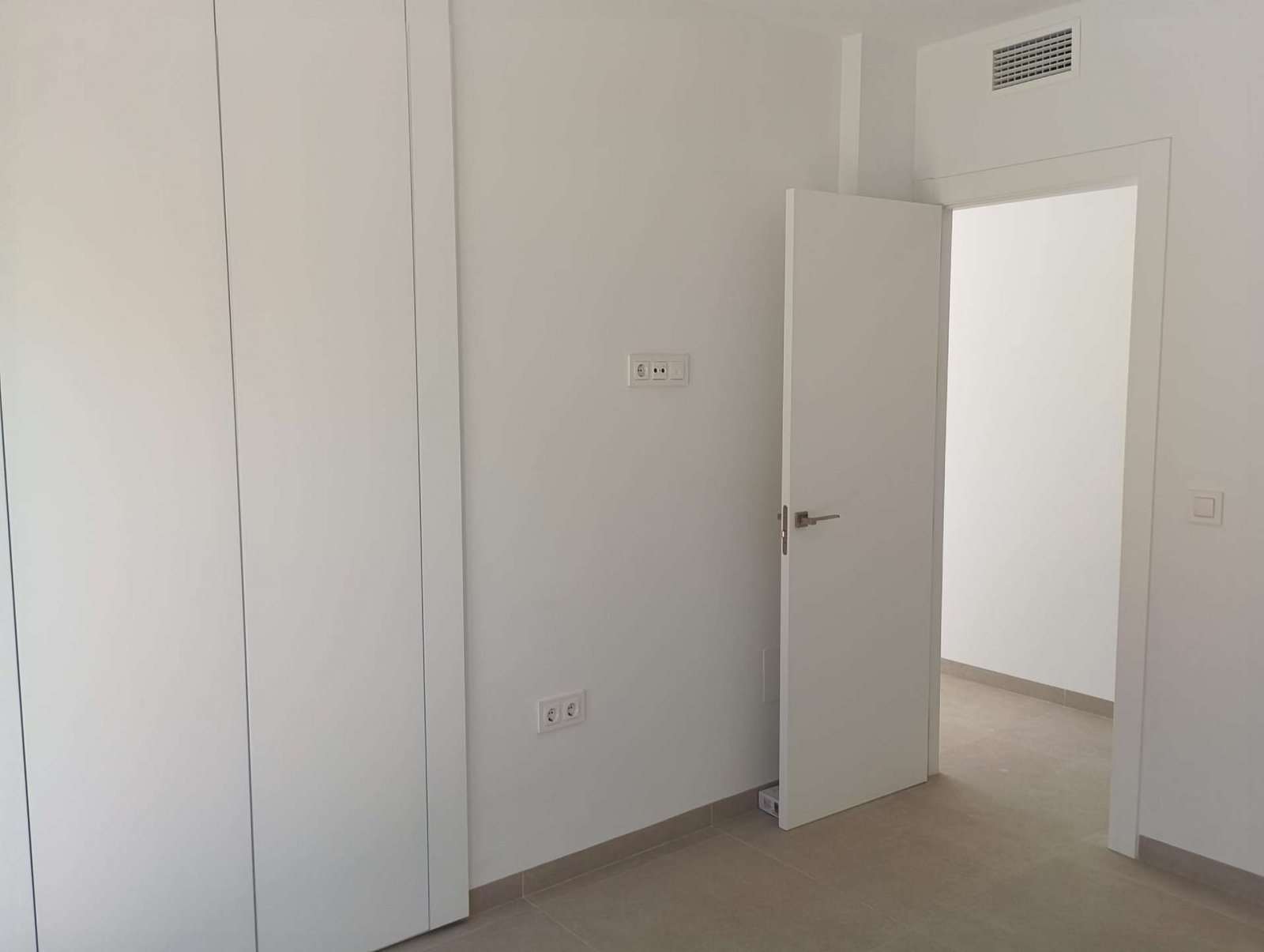 Exklusive Villa in der Nähe des Meeres und des Golfplatzes Lo Romero