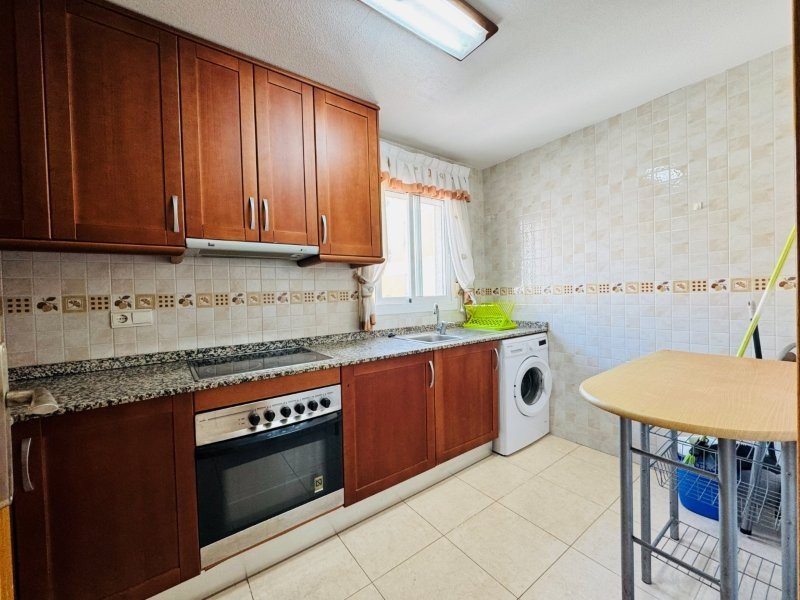   This apartment is located in Nueva Torrevieja. The building was constructed in 1999. The apartment has approximately 70 square meters of living s...