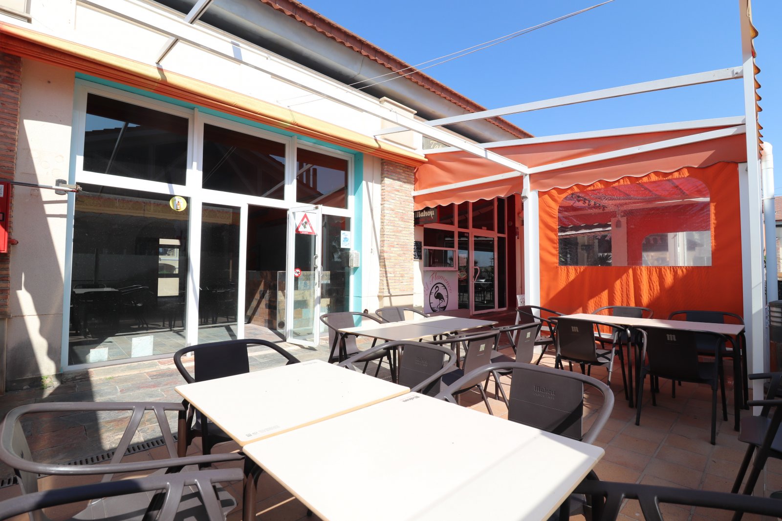   <br />	  Business Type: Empty Unit (FREEHOLD)<br /><br /><br />	  East Facing, Empty Unit in La Finca Golf Resort, Algorfa. Situated on the first...