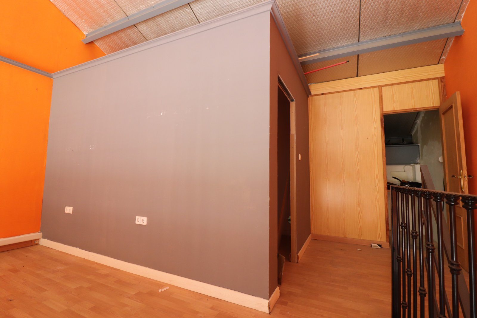   <br />	  Business Type: Empty Unit (FREEHOLD)<br /><br /><br />	  East Facing, Empty Unit in La Finca Golf Resort, Algorfa. Situated on the first...