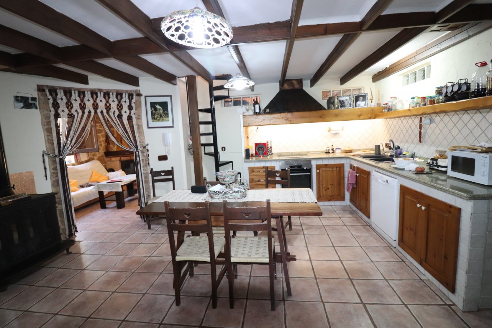   This Character, East Facing, Three Bedroom, Detached Villa in Lomas de la Juliana, a prestigious urbanisation located between the village of Algo...