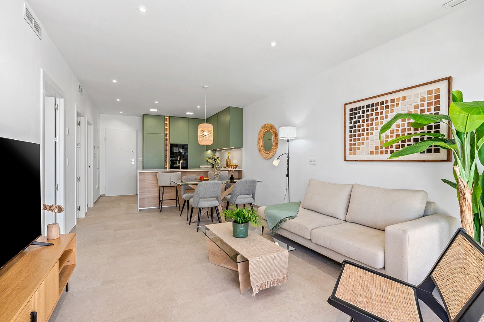 <p>Apartment with garden provided with 2 Bedrooms and 2 Bathrooms, communal swimming pool and parking spot. </p><p>This development offers a combin...