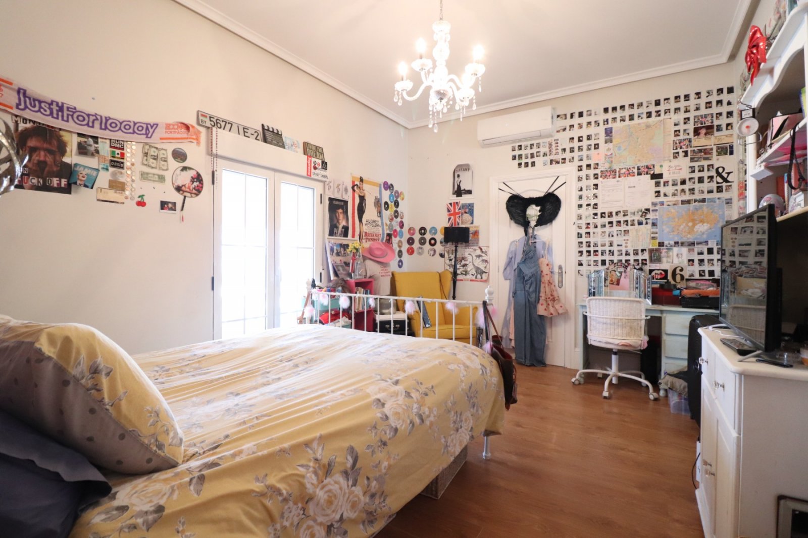 Charmante Landvilla mit Outdoor-Küche und Pool