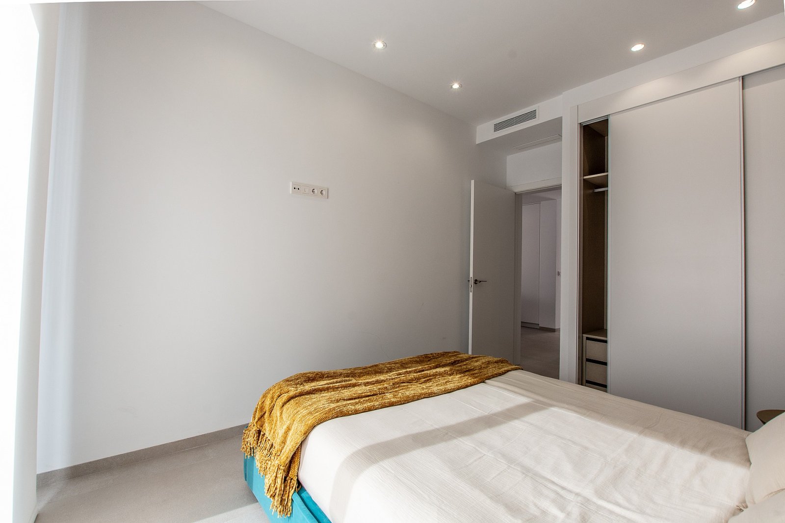 <p>Apartment with terrace provided with 2 Bedrooms and 2 Bathrooms, communal swimming pool and underground parking space with storage room. </p><p>...