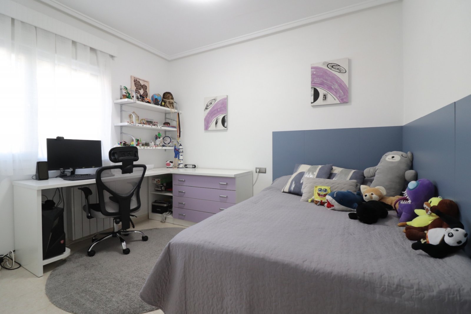   This South Facing, Three Bedroom, Detached Villa in Monte Azul, is located in a peaceful residential area with a bar and restaurant nearby. Just ...