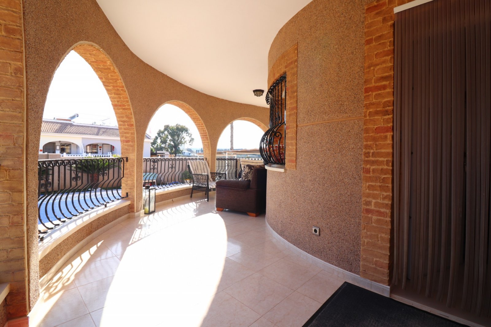   This South Facing, Three Bedroom, Detached Villa in Monte Azul, is located in a peaceful residential area with a bar and restaurant nearby. Just ...