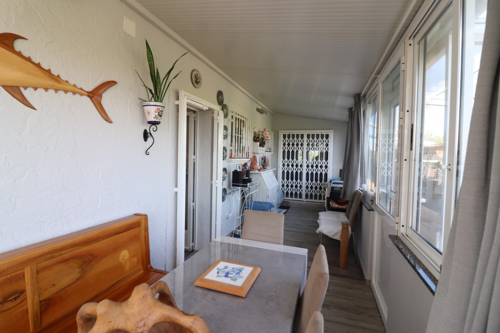   This South Facing, Three Bedroom, Detached Country Villa in La Campaneta is located amongst beautiful citrus groves with a stunning mountain back...