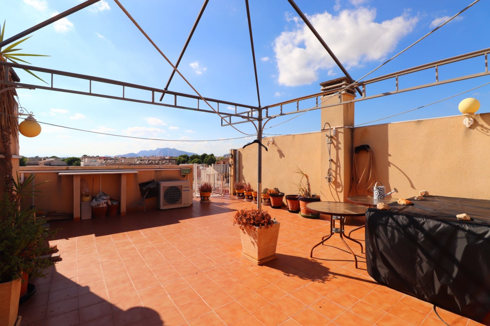   This West Facing, Three Bedroom Top Floor Apartment in Rafal is located in a lovely, traditional Spanish town on the Costa Blanca, within a short...
