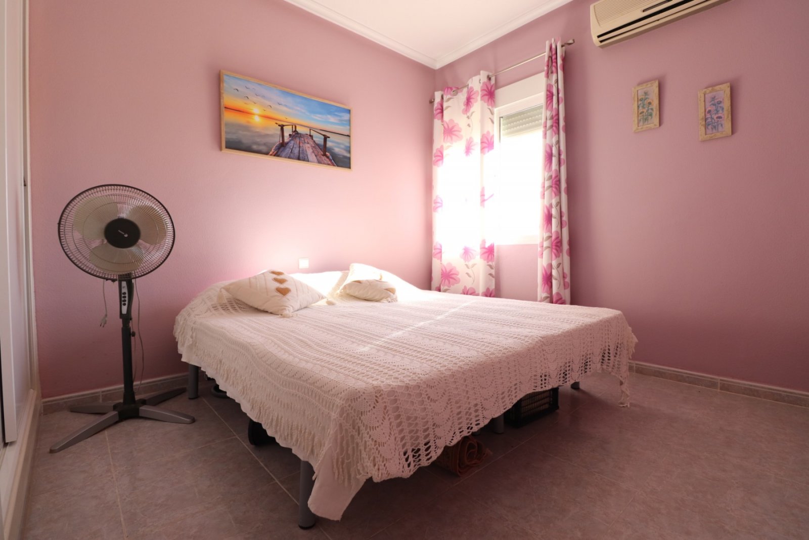   This Beautiful, West Facing, Three Bedroom, Country Property in Catral is located just a few minutes drive from local amenities and facilities an...