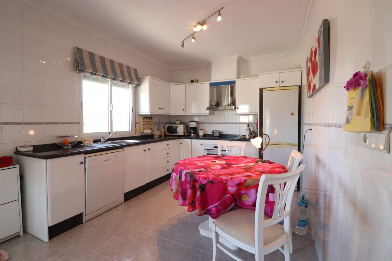   This Beautiful, West Facing, Three Bedroom, Country Property in Catral is located just a few minutes drive from local amenities and facilities an...