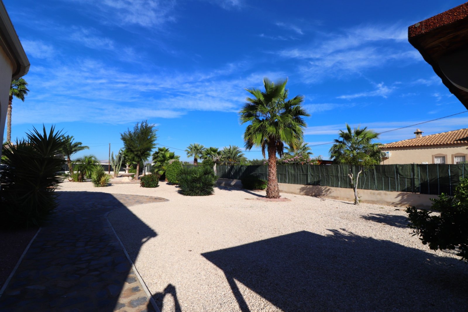   This Beautiful, West Facing, Three Bedroom, Country Property in Catral is located just a few minutes drive from local amenities and facilities an...