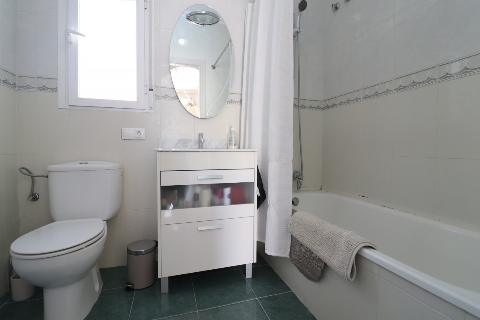   <br />This West Facing, Two Bedroom, Detached Villa in Benimar is located within a highly convenient area, just a 5 minute walk to a fantastic va...