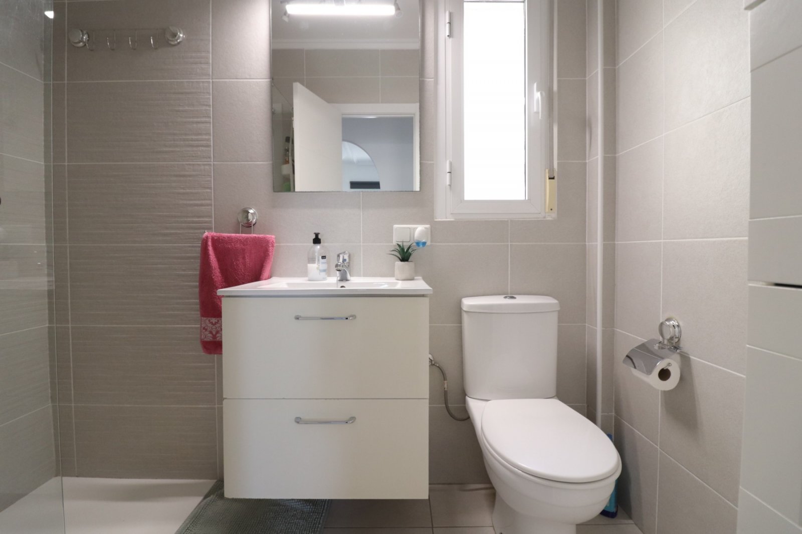  Charming Detached 3-Bedroom Villa in a Prime Location in Ciudad Quesada