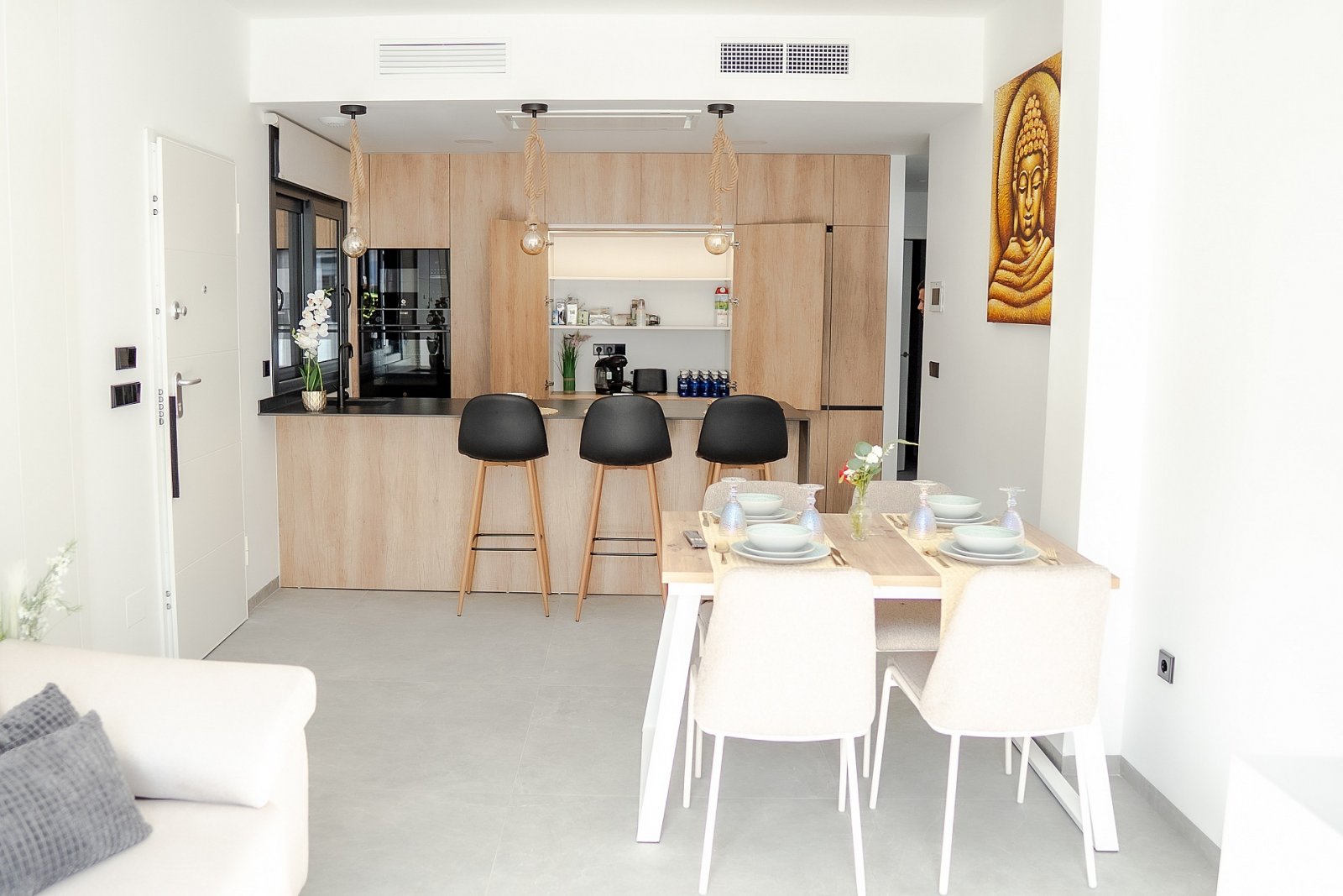 <p>Villa provided with 3 Bedrooms and 2 Bathrooms, private swimming pool and parking space on own plot. </p><p>Luxury project with three single-sto...