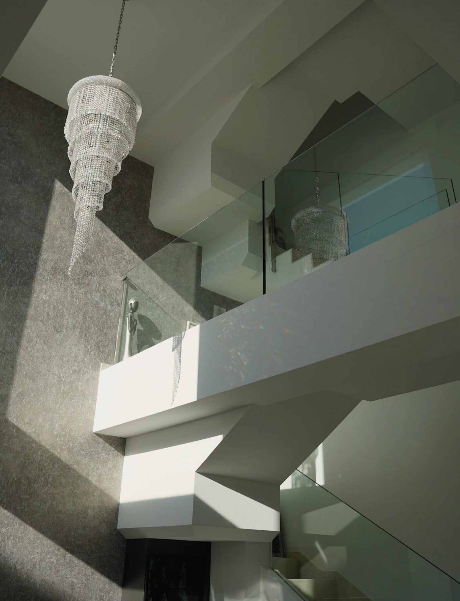 <p>Villa provided with 3 Bedrooms and 3 Bathrooms, private swimming pool and parking space on own plot. </p><p>This Beautiful property has distribu...