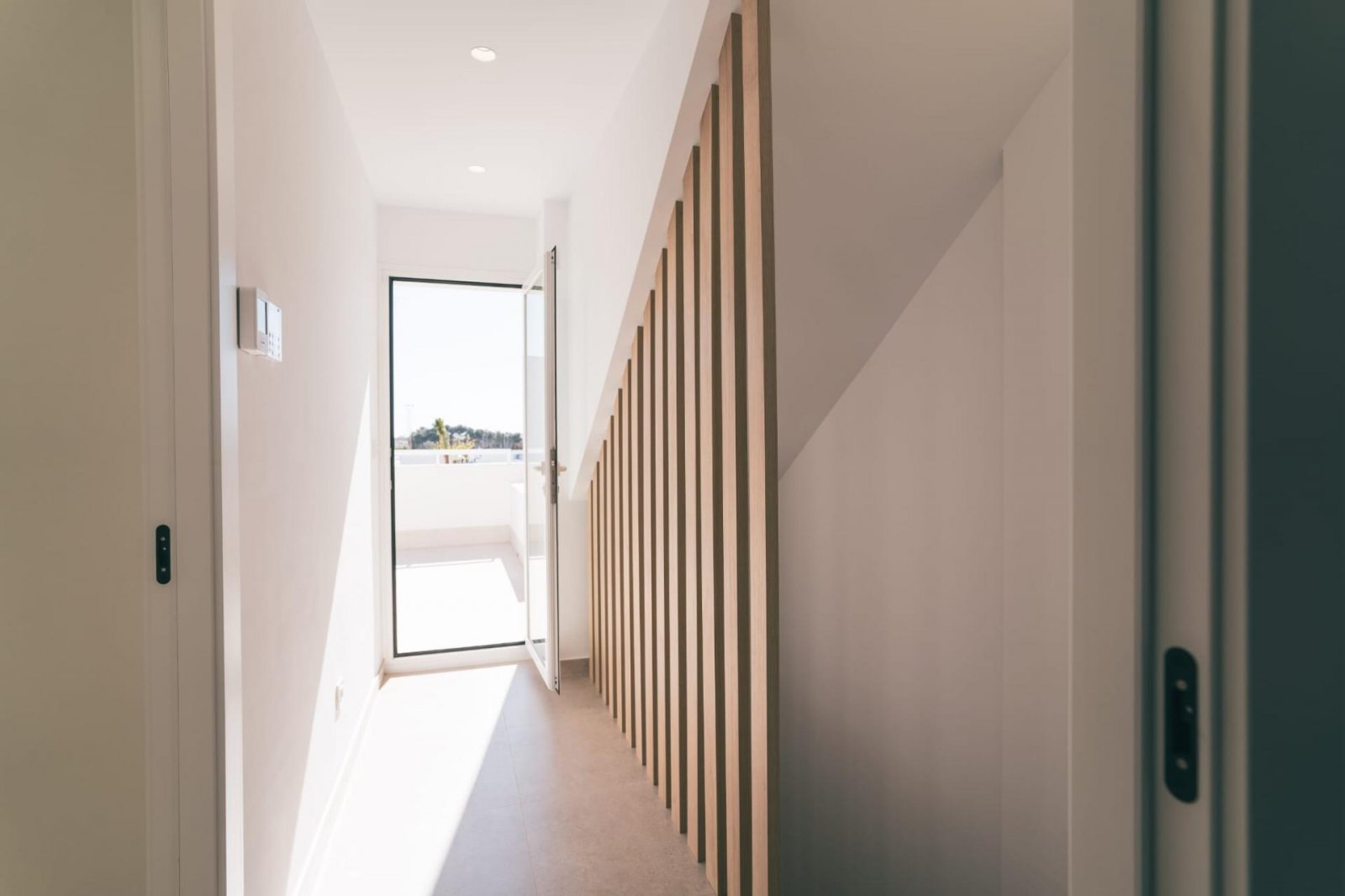 <p>Villa provided with 3 Bedrooms and 3 Bathrooms, private swimming pool and parking space on own plot. </p><p>New promotion of 17 independent vill...