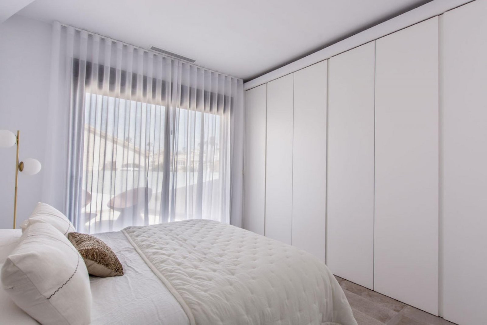 <p>Villa provided with 3 Bedrooms and 3 Bathrooms, inside & outside swimming pool and carport. </p><p>Discover these beautiful villas, located in O...