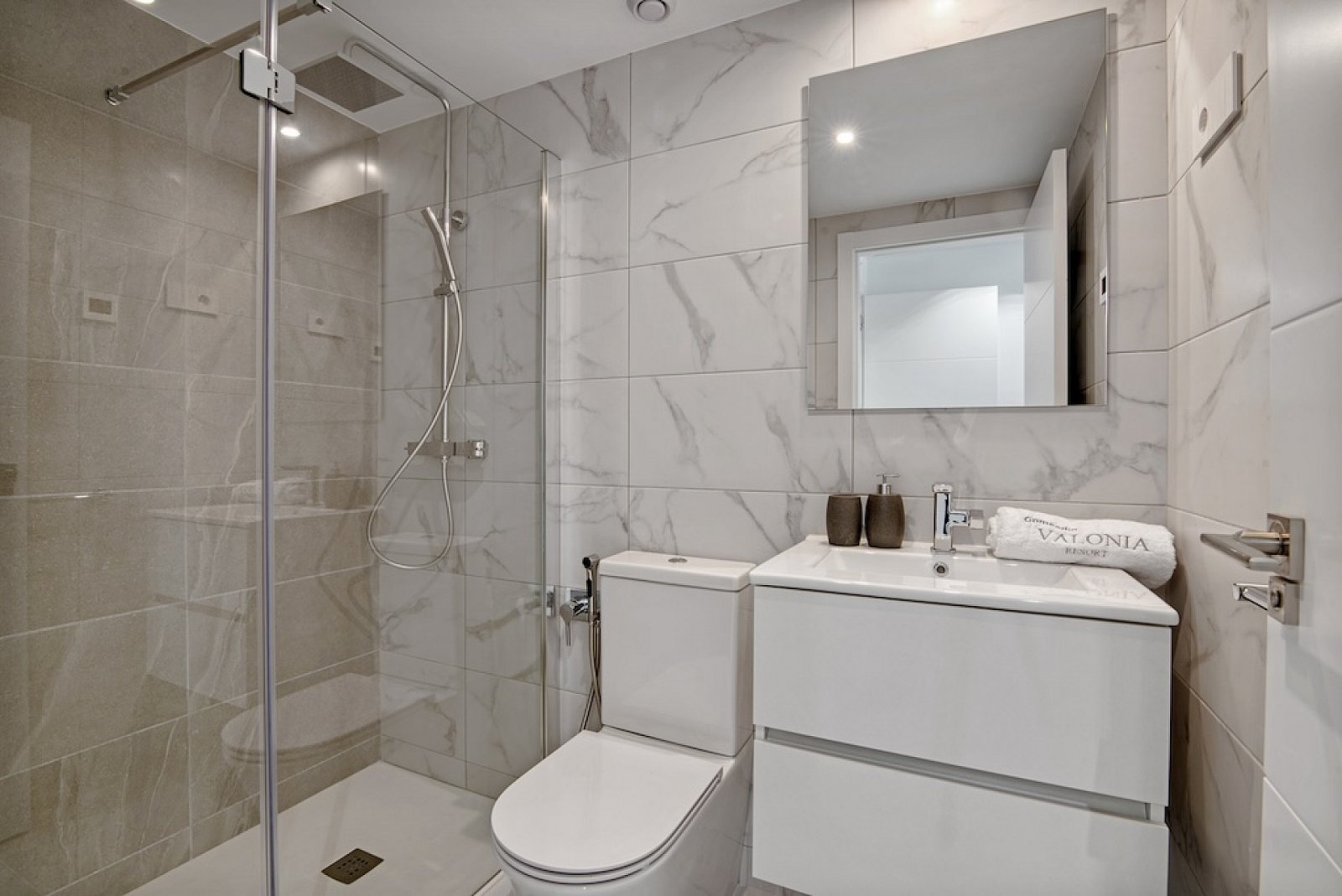 Luxus-Apartment mit Meerblick