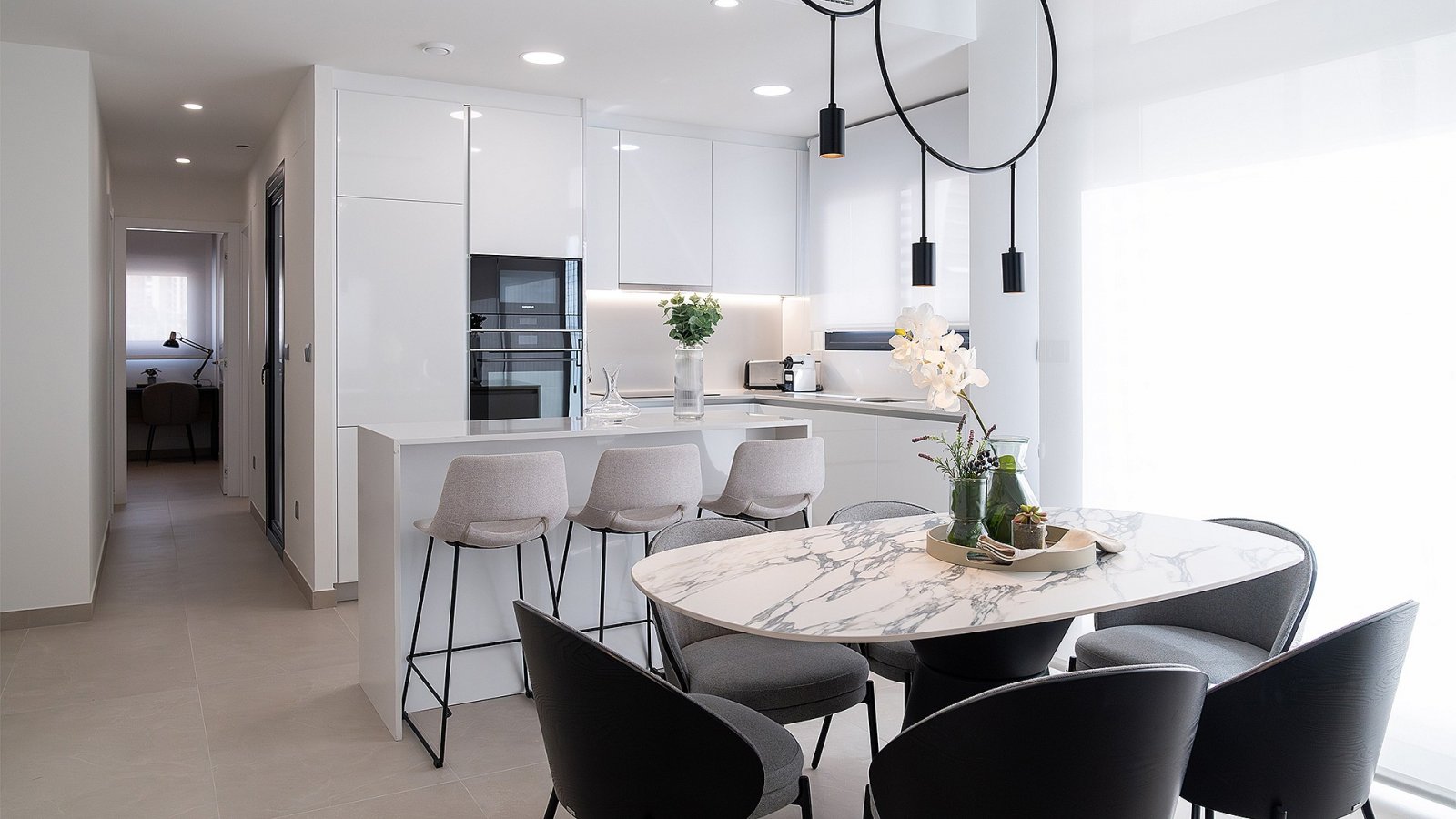 <p>Apartment with terrace provided with 2 Bedrooms and 2 Bathrooms, communal swimming pool and optional parking place. </p><p>The development will ...