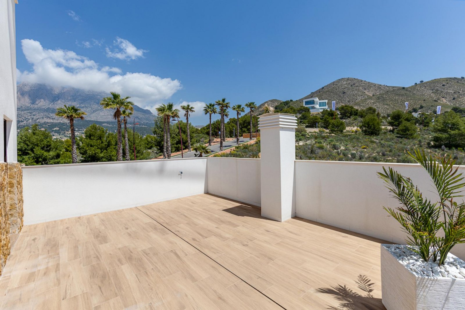 Moderne Villa mit 360° Panorama und Meerblick
