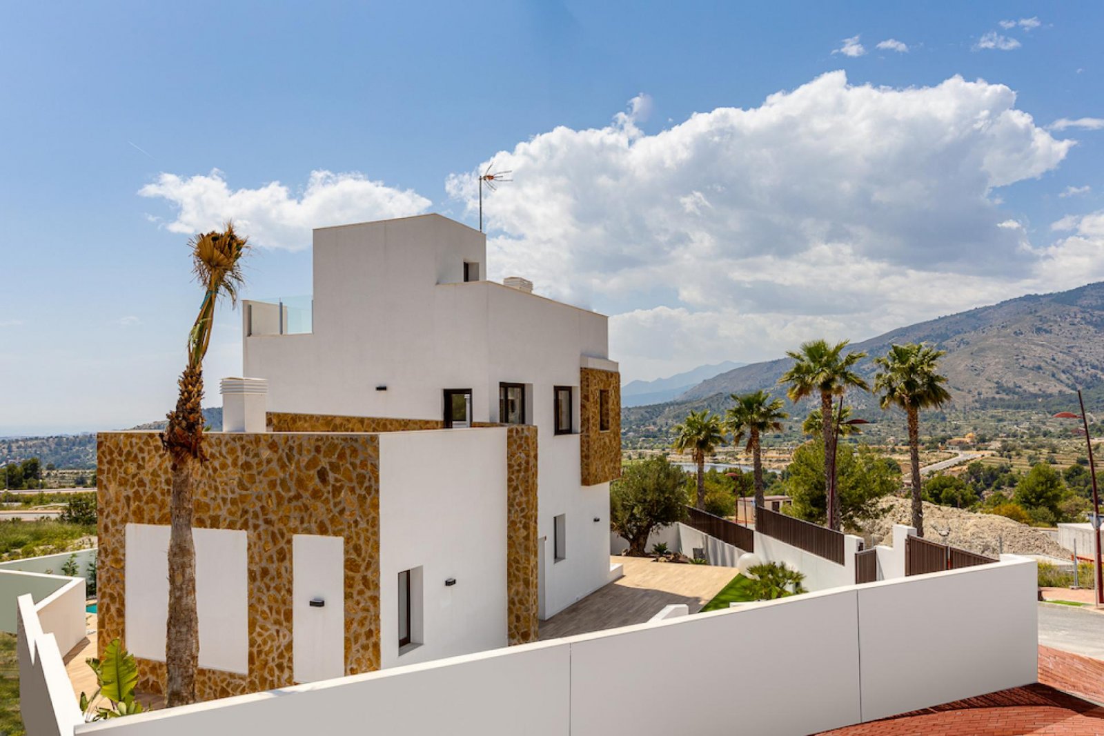 Moderne Villa mit 360° Panorama und Meerblick