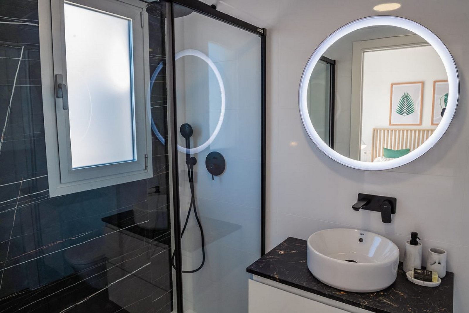 <p>Villa provided with 3 Bedrooms and 2 Bathrooms, private swimming pool and private garage. </p><p>Discover these modern villas in Los Alcázares, ...