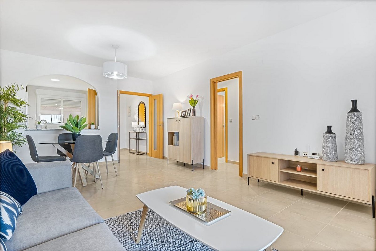 <p>Apartment with terrace provided with 2 Bedrooms and 2 Bathrooms, communal swimming pool and optional underground parking space. </p><p>Discover ...
