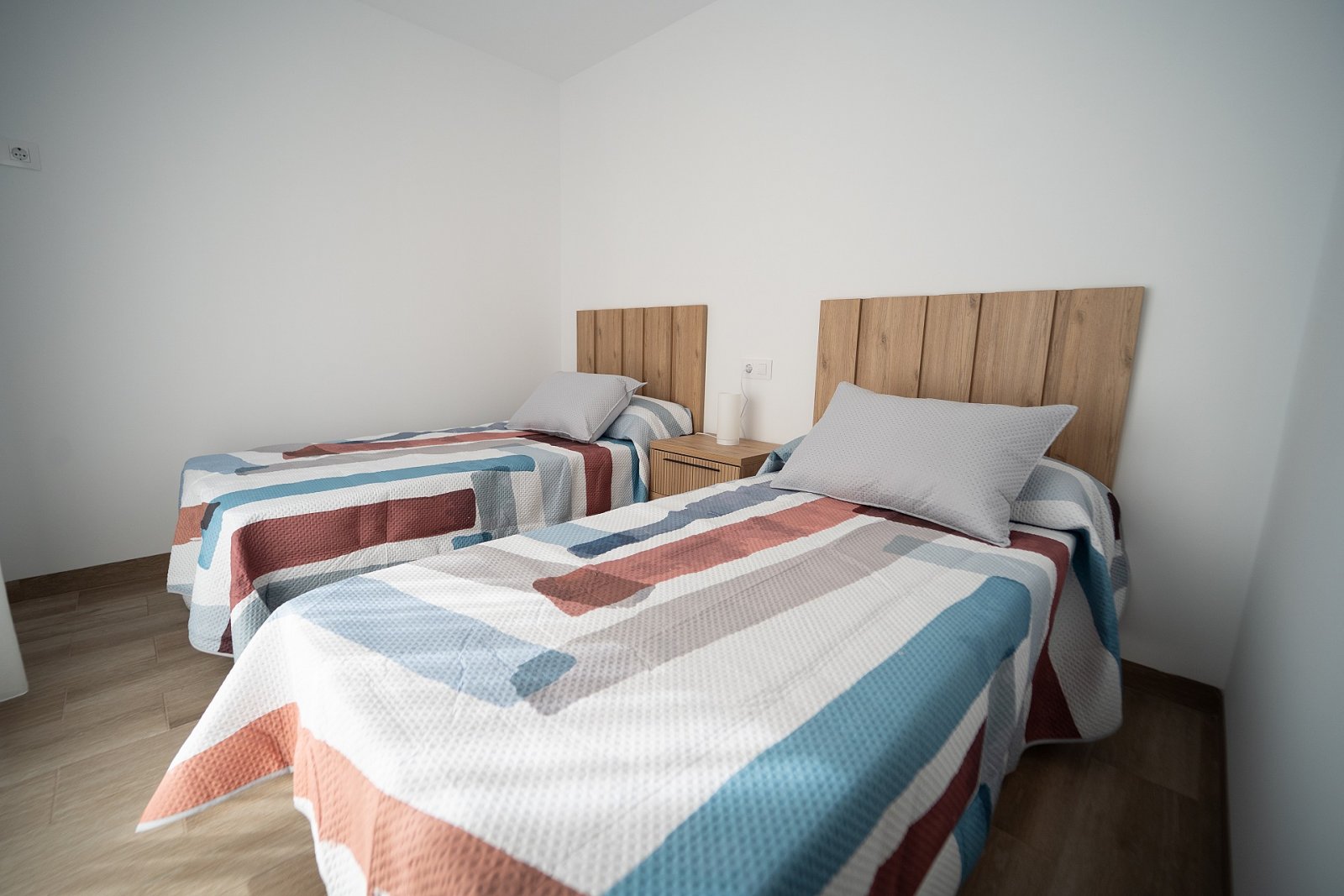 <p>Villa provided with 2 Bedrooms and 2 Bathrooms, private swimming pool and parking space on own plot. </p><p>New luxury complex of 24 villas on o...