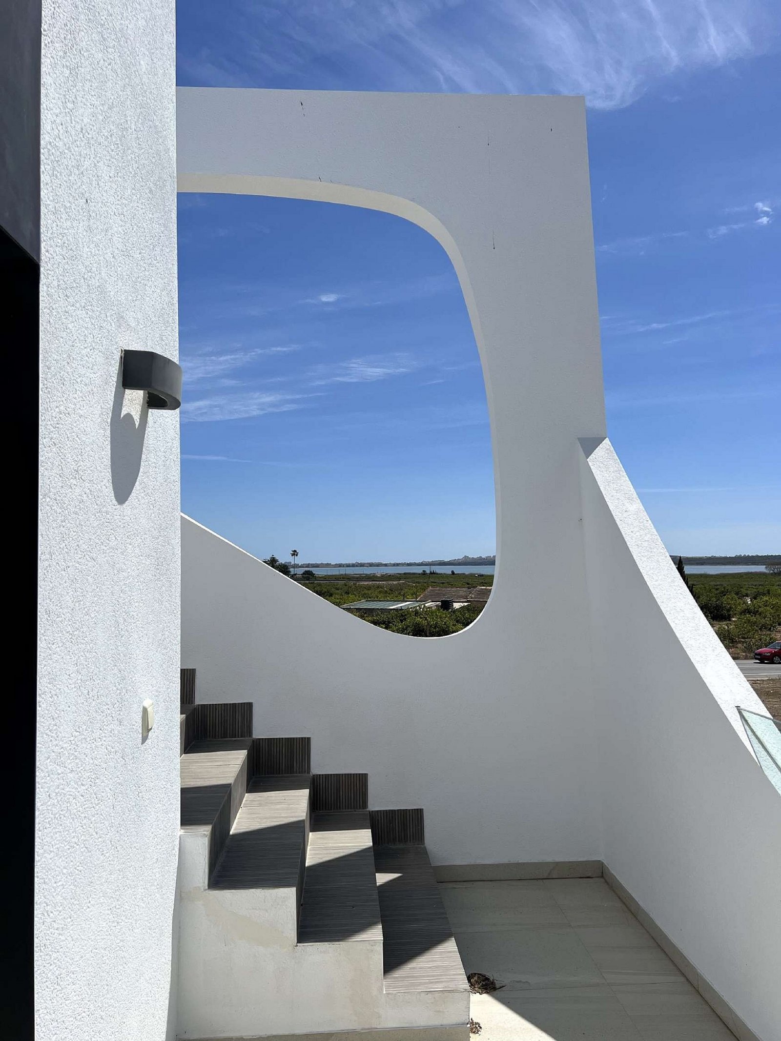 <p>Villa provided with 3 Bedrooms and 3 Bathrooms, private swimming pool and parking space on own plot. </p><p>Just a 10 minute drive from the sand...