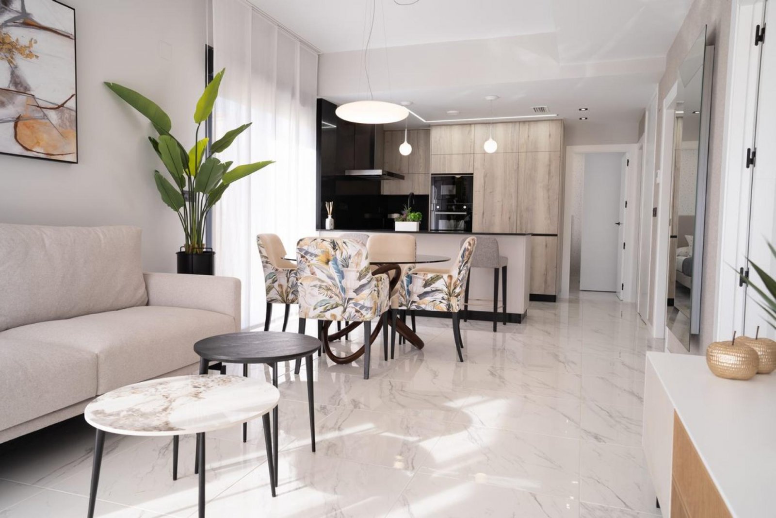<p>Apartments - solarium provided with 2 Bedrooms and 2 Bathrooms, communal swimming pool and underground parking space. </p><p>Discover these beau...