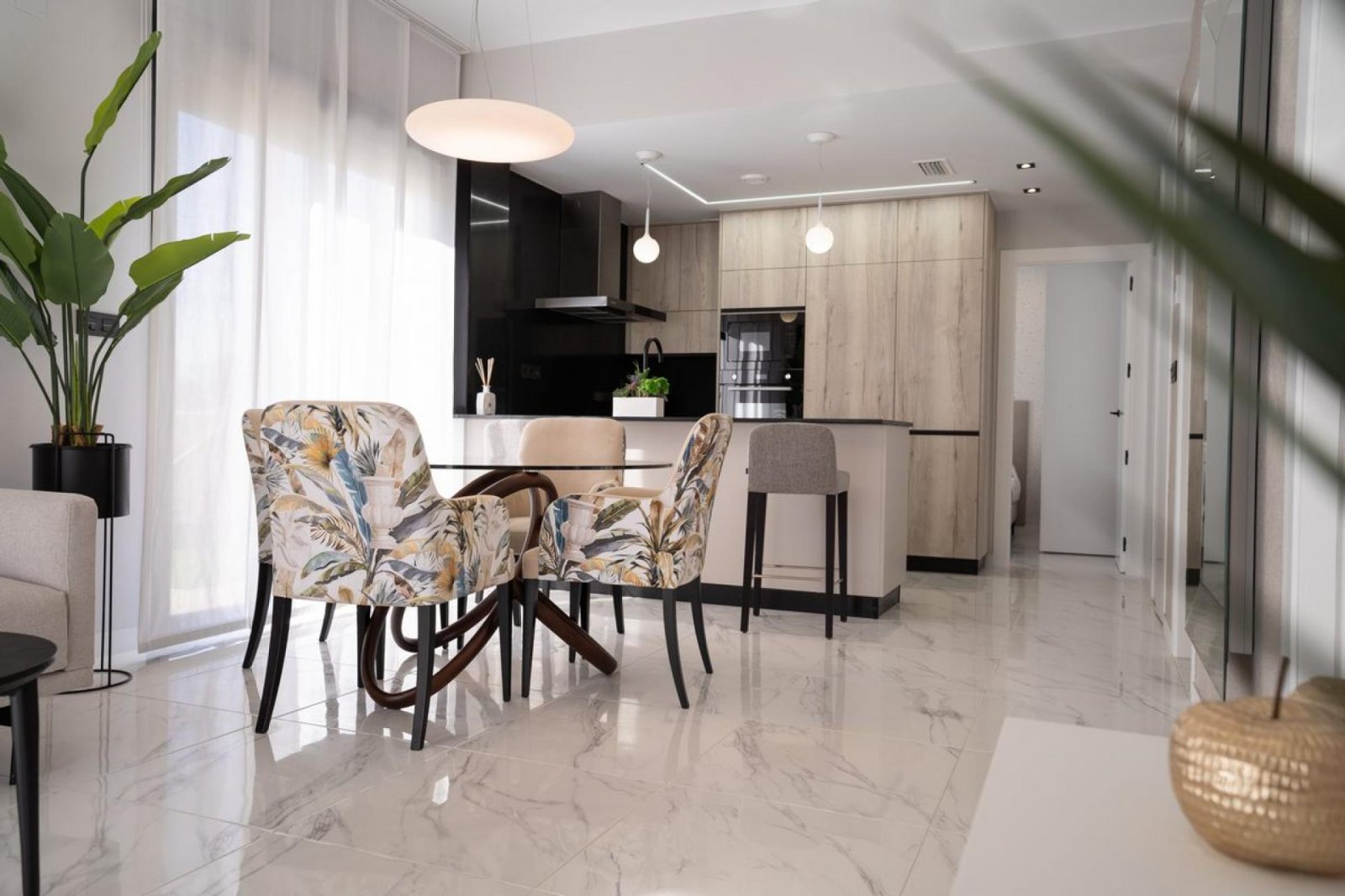 <p>Apartments - solarium provided with 2 Bedrooms and 2 Bathrooms, communal swimming pool and underground parking space. </p><p>Discover these beau...