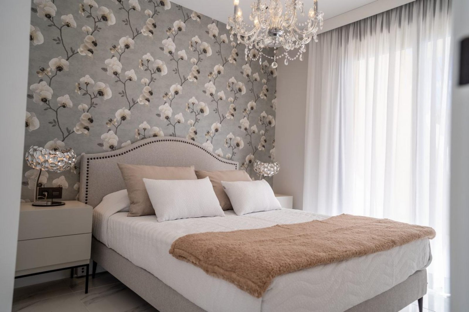 <p>Apartments - solarium provided with 2 Bedrooms and 2 Bathrooms, communal swimming pool and underground parking space. </p><p>Discover these beau...