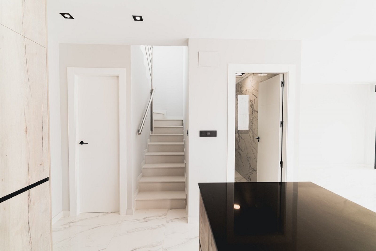 <p>Villa provided with 4 Bedrooms and 3 Bathrooms, communal swimming pool and underground parking space. </p><p>Discover these beautiful residences...