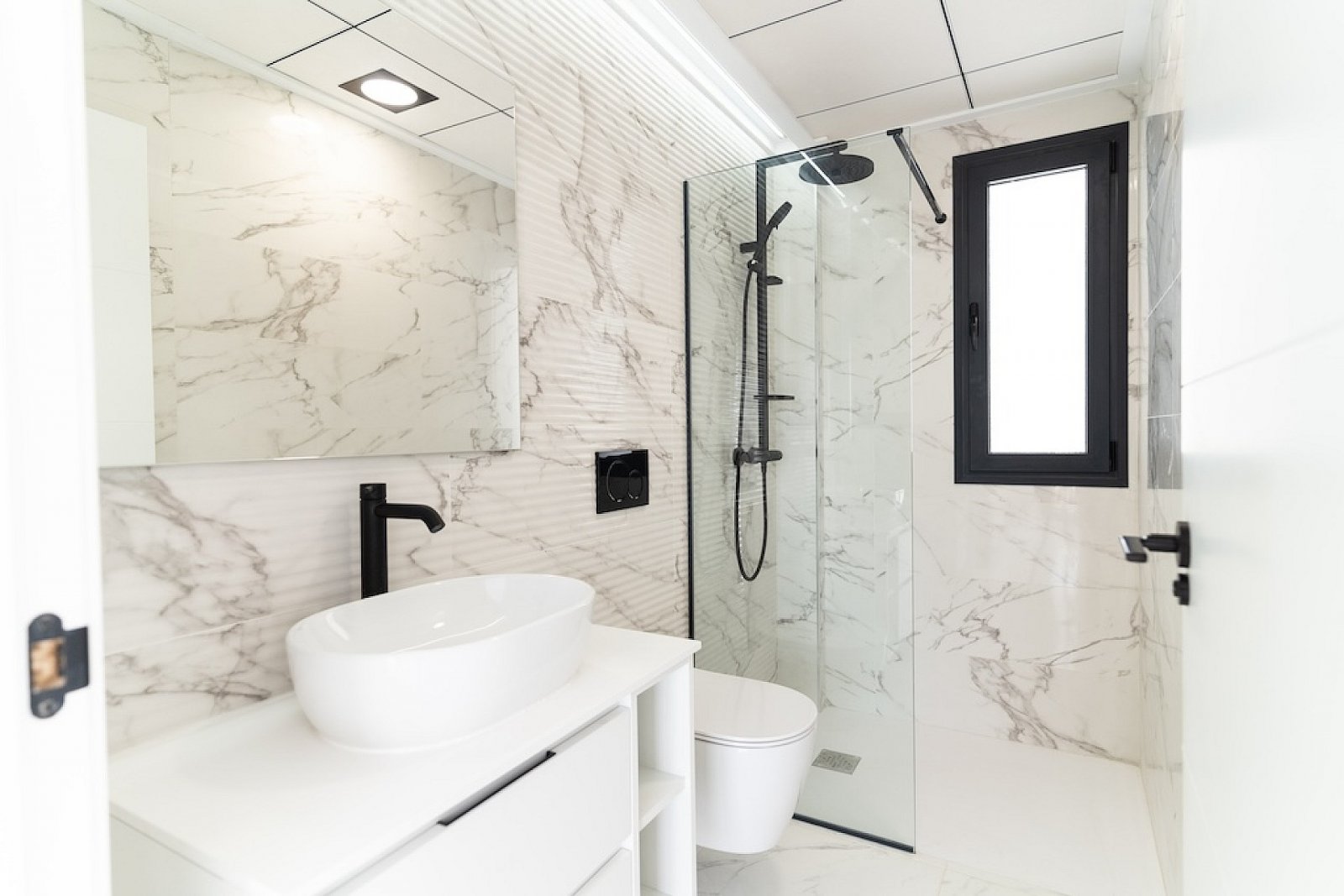 <p>Villa provided with 4 Bedrooms and 3 Bathrooms, communal swimming pool and underground parking space. </p><p>Discover these beautiful residences...