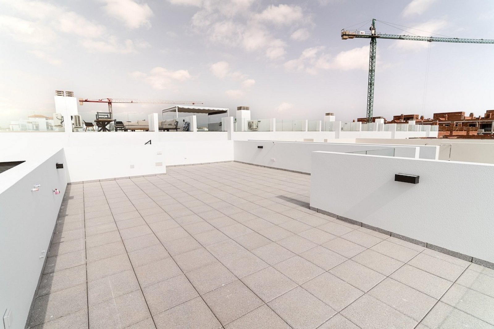 <p>Villa provided with 4 Bedrooms and 3 Bathrooms, communal swimming pool and underground parking space. </p><p>Discover these beautiful residences...