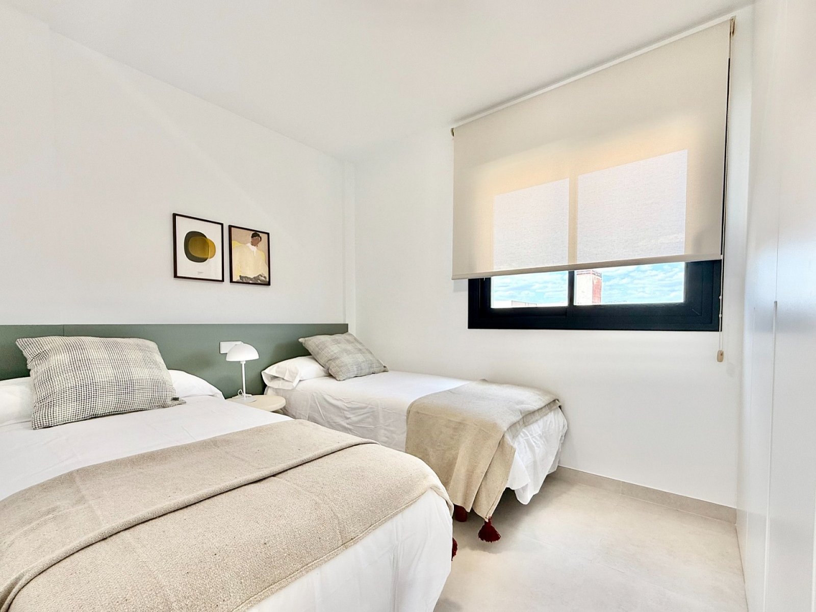 <p>Terraced villa provided with 2 Bedrooms and 2 Bathrooms, communal swimming pool and parking space on own plot. </p>