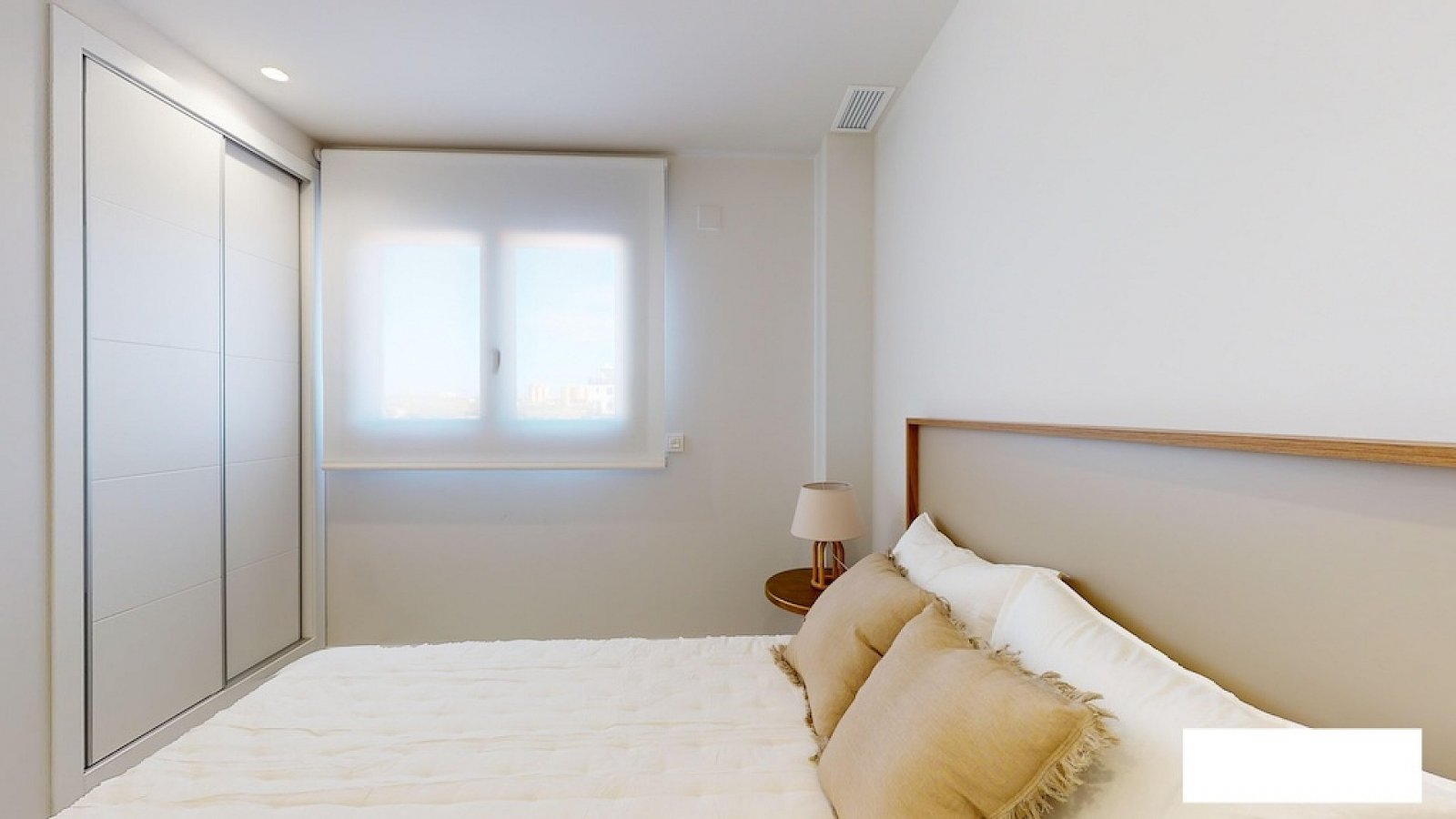 <p>Apartment with garden provided with 2 Bedrooms and 2 Bathrooms, communal swimming pool and underground parking space with storage room. </p>